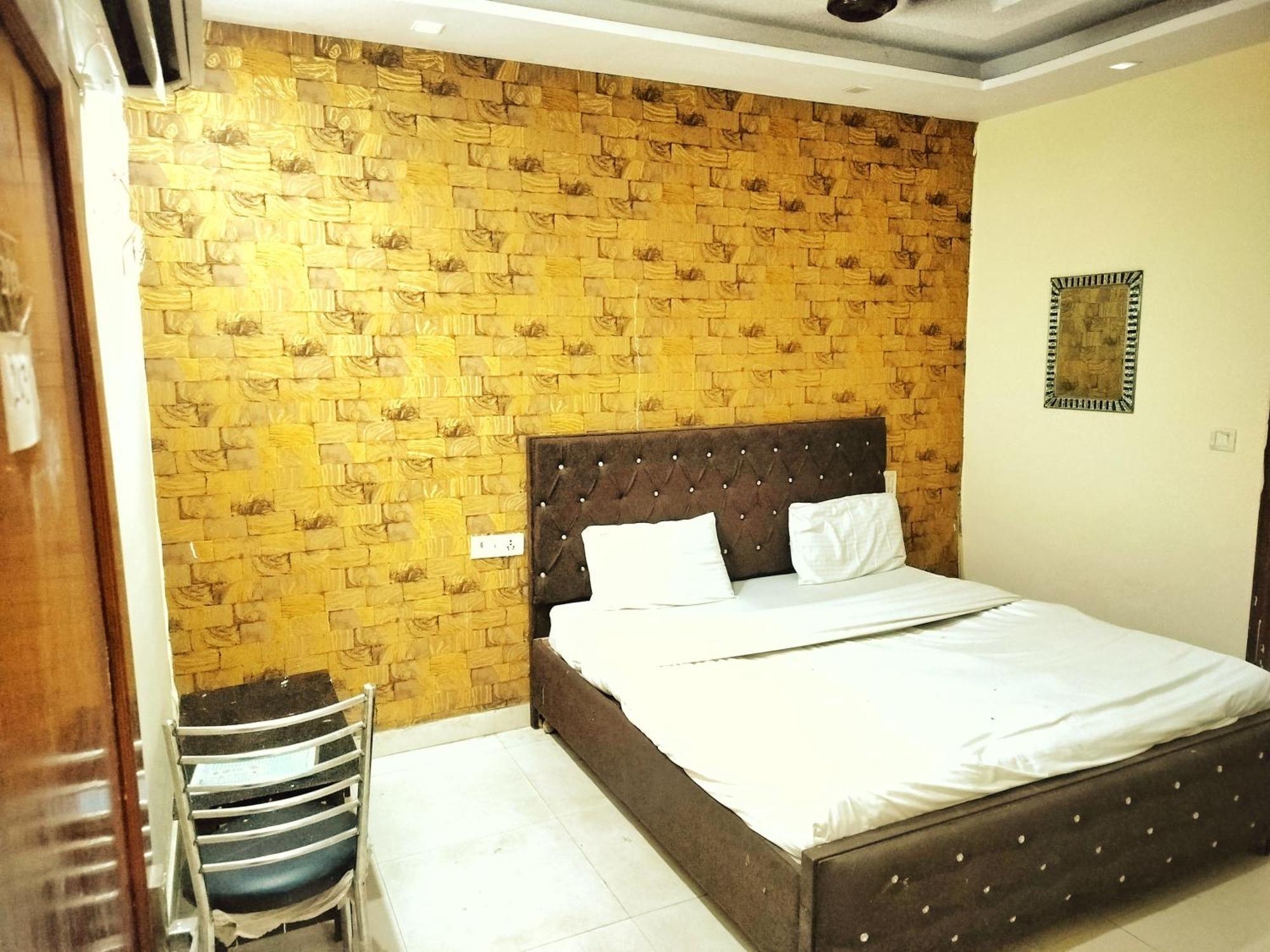 Hotel Green Snapper'100 M From Delhi University Near Isbt Kashmiri Gate New Delhi Exterior foto